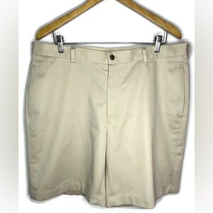 Brooks Brothers 346 Advantage Shorts Beige Khaki Flat Front 38W Cotton